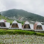 Dieng Khatulistiwa By Travelink